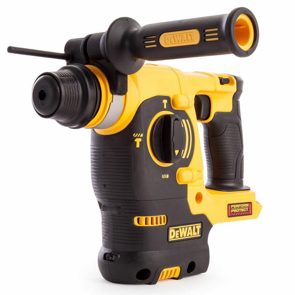 18V 18 Piece Combo Kit with 5 x Batteries & Charger T4TKIT-1313